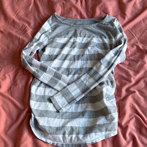 Liz Lange Gray Maternity Top